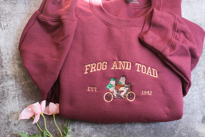 Embroidered Frog And Toad Crewneck Sweatshirt, Vintage Classic Sweatshirt