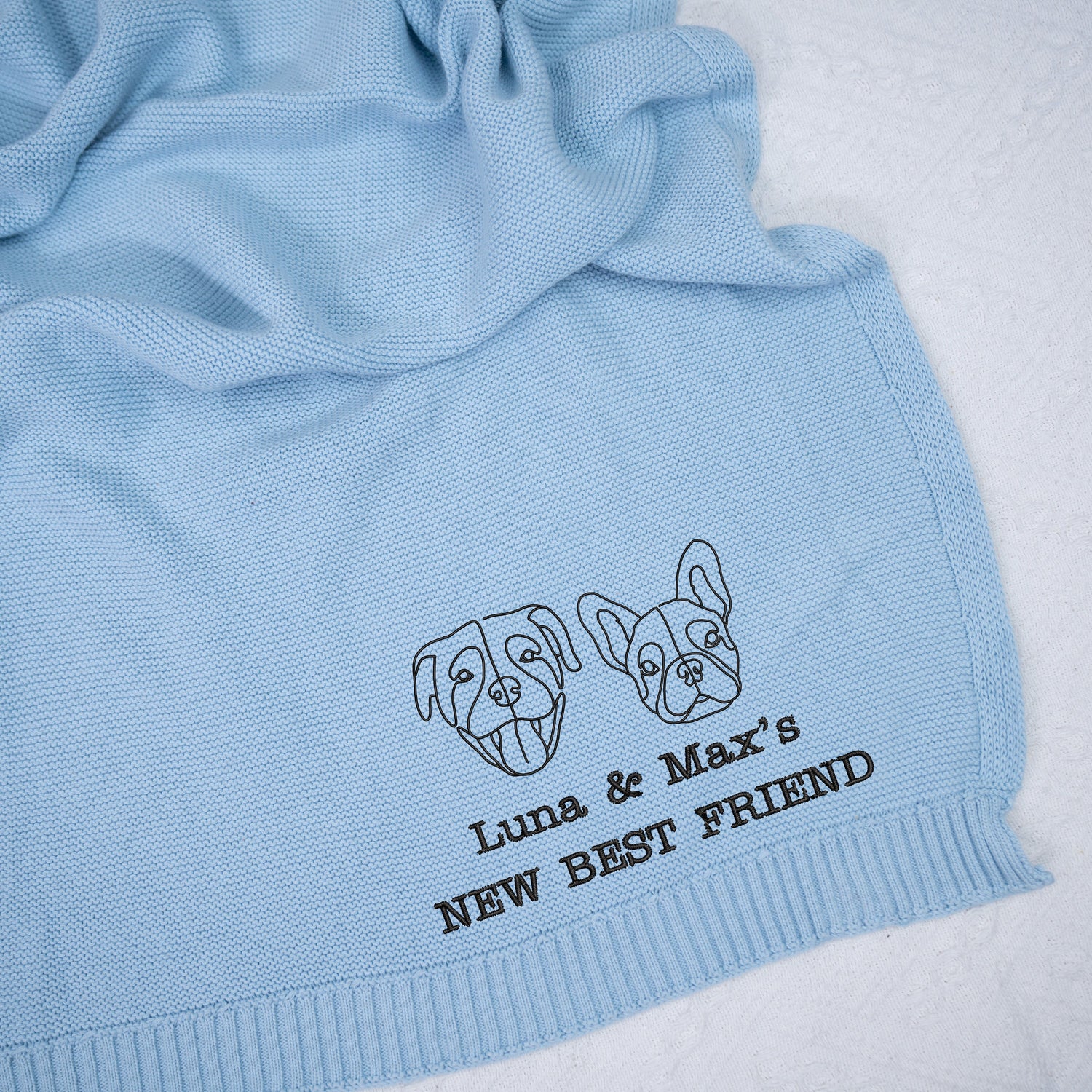 CUSTOM PET PHOTO SILHOUETTE EMBROIDERED KNIT BLANKET